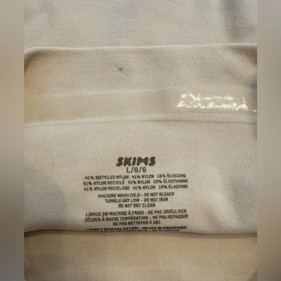 SKIMS CORE CONTROL
HIGH-WAISTED BRIEF - Picture 8 of 12